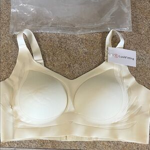 Cream Wireless Bra
